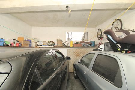 Casa à venda com 174m², 4 quartos e 2 vagasGaragem