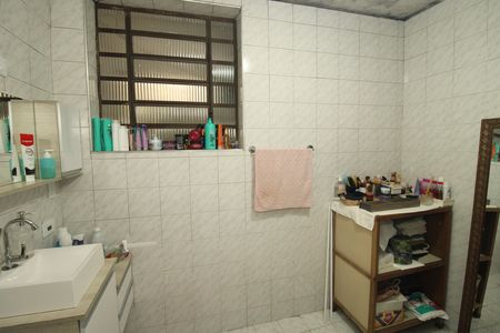 Casa à venda com 174m², 4 quartos e 2 vagasCasa 2 - Banheiro social