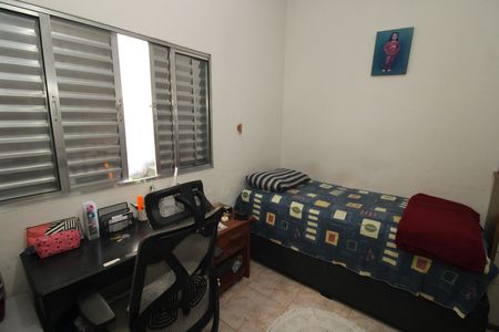 Casa à venda com 174m², 4 quartos e 2 vagasCasa 2 - Quarto
