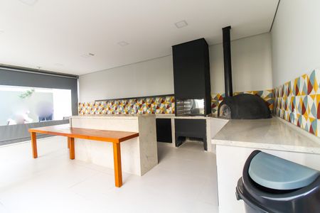Apartamento para alugar com 38m², 2 quartos e sem vagaÁrea comum - Churrasqueira