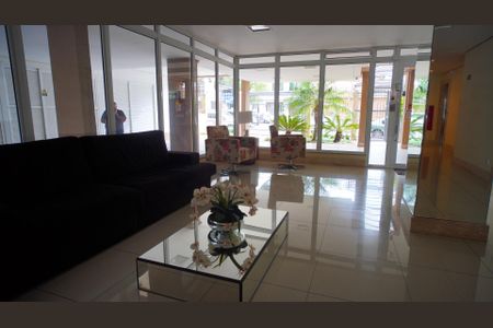 Apartamento à venda com 106m², 3 quartos e 2 vagas Apartamento à venda com 106m², 3 quartos e 2 vagasHall de entrada