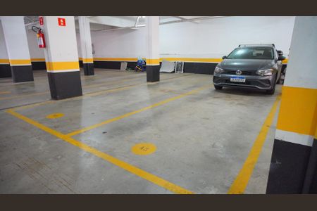 Apartamento à venda com 106m², 3 quartos e 2 vagas Apartamento à venda com 106m², 3 quartos e 2 vagasGaragem