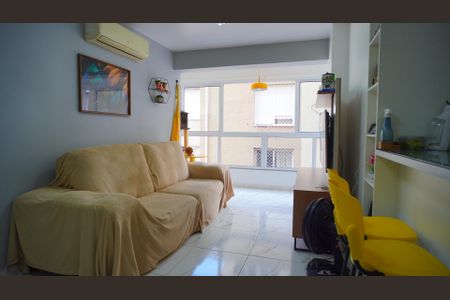 Apartamento à venda com 106m², 3 quartos e 2 vagas Apartamento à venda com 106m², 3 quartos e 2 vagasSala