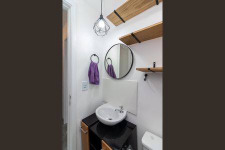 Apartamento para alugar com 57m², 3 quartos e 1 vaga Apartamento para alugar com 57m², 3 quartos e 1 vagaBanheiro