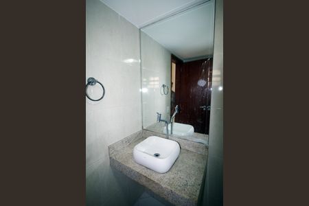 Casa para alugar com 90m², 3 quartos e 2 vagasBanheiro da Suíte