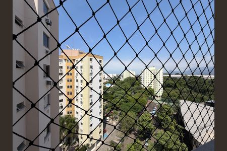 Apartamento à venda com 43m², 2 quartos e 1 vaga Apartamento à venda com 43m², 2 quartos e 1 vagaSala - Vista