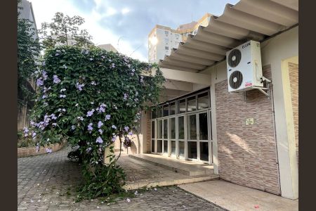 Apartamento à venda com 43m², 2 quartos e 1 vagaÁrea comum