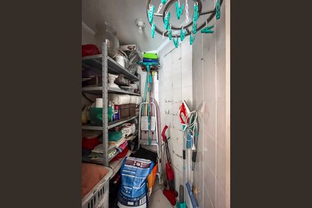 Apartamento à venda com 72m², 3 quartos e 2 vagas Apartamento à venda com 72m², 3 quartos e 2 vagasDeposito