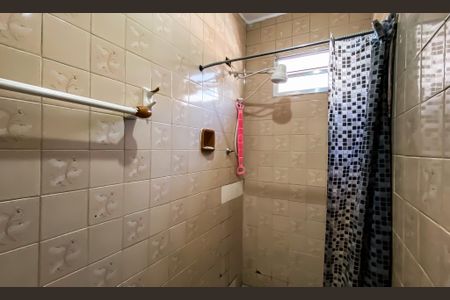 Banheiro  de casa à venda com 1 quarto, 250m² em Jardim Santa Maria, São Paulo