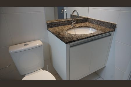 Apartamento à venda com 56m², 2 quartos e 2 vagasBanheiro 1