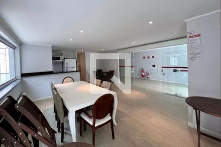 Apartamento para alugar com 60m², 2 quartos e 1 vaga Apartamento para alugar com 60m², 2 quartos e 1 vagaÁrea comum - Salão de festas