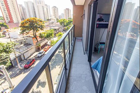 Apartamento para alugar com 27m², 1 quarto e sem vaga Apartamento para alugar com 27m², 1 quarto e sem vagaVaranda
