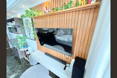 Apartamento à venda com 57m², 2 quartos e 1 vagaSala