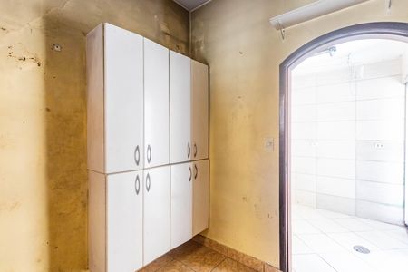 Casa à venda com 274m², 4 quartos e 2 vagas Casa à venda com 274m², 4 quartos e 2 vagasQuarto de serviço