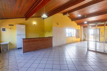 Casa à venda com 274m², 4 quartos e 2 vagas Casa à venda com 274m², 4 quartos e 2 vagasÀrea de lazer