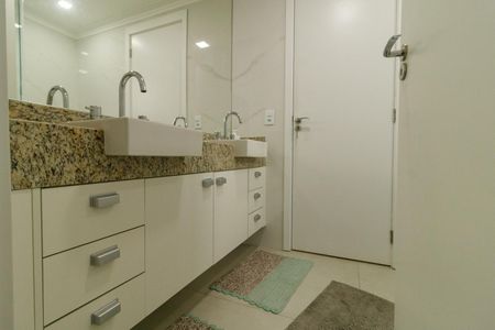 Apartamento para alugar com 90m², 4 quartos e 1 vagaBanheiro dos Quartos 2 e 3