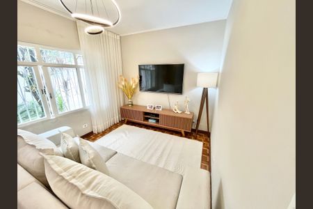 Sala de casa à venda com 3 quartos, 250m² em Vila Vitorio Mazzei, São Paulo