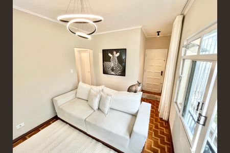 Sala de casa à venda com 3 quartos, 250m² em Vila Vitorio Mazzei, São Paulo