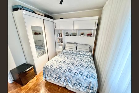 Quarto 1 de casa à venda com 3 quartos, 250m² em Vila Vitorio Mazzei, São Paulo