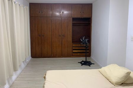 Casa para alugar com 210m², 3 quartos e 2 vagas Casa para alugar com 210m², 3 quartos e 2 vagasSuíte