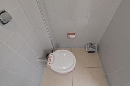 Casa para alugar com 210m², 3 quartos e 2 vagasBanheiro de Serviço