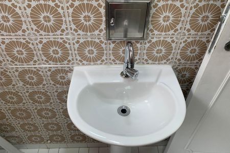 Casa para alugar com 210m², 3 quartos e 2 vagas Casa para alugar com 210m², 3 quartos e 2 vagasBanheiro da Suíte
