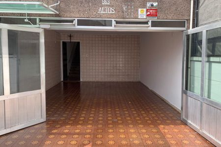 Casa para alugar com 210m², 3 quartos e 2 vagas Casa para alugar com 210m², 3 quartos e 2 vagasGaragem