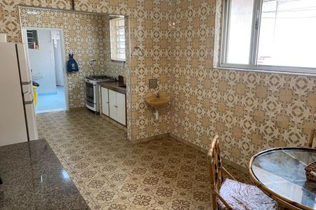Casa para alugar com 210m², 3 quartos e 2 vagas Casa para alugar com 210m², 3 quartos e 2 vagasCozinha