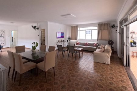 Casa para alugar com 210m², 3 quartos e 2 vagasSala de estar e jantar - 1º Piso