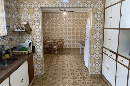 Casa para alugar com 210m², 3 quartos e 2 vagas Casa para alugar com 210m², 3 quartos e 2 vagasCozinha