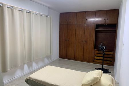 Casa para alugar com 210m², 3 quartos e 2 vagas Casa para alugar com 210m², 3 quartos e 2 vagasSuíte
