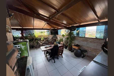 Apartamento à venda com 130m², 4 quartos e 1 vagaFoto 01