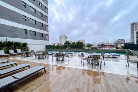 Apartamento para alugar com 38m², 2 quartos e sem vaga Apartamento para alugar com 38m², 2 quartos e sem vagaÁrea comum - Piscina