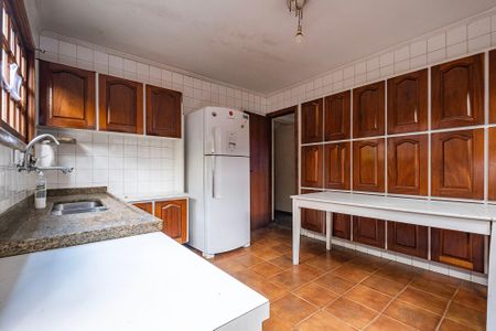Cozinha de casa à venda com 4 quartos, 383m² em Pinheiros, São Paulo