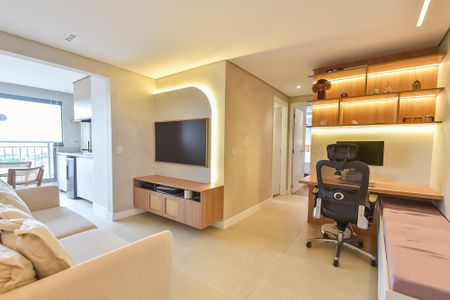 Sala de apartamento à venda com 2 quartos, 72m² em Vila Dom Pedro I, São Paulo