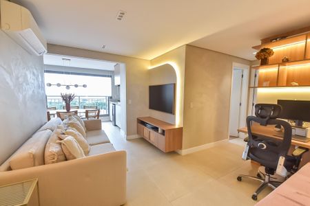 Sala de apartamento à venda com 2 quartos, 72m² em Vila Dom Pedro I, São Paulo