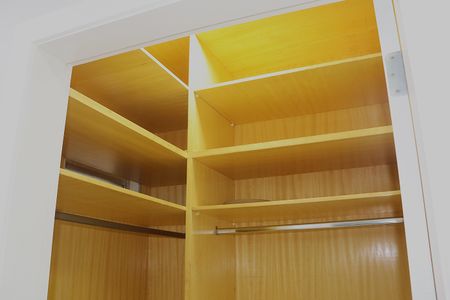 Closet de apartamento para alugar com 2 quartos, 110m² em Bela Vista, São Paulo