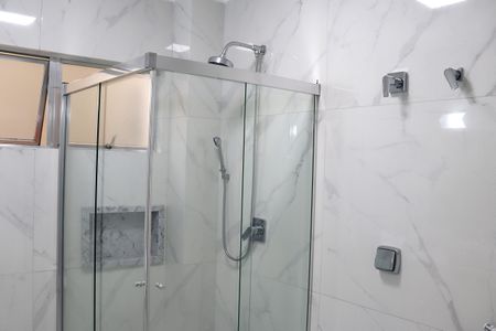 Apartamento para alugar com 110m², 2 quartos e sem vagaBanheiro