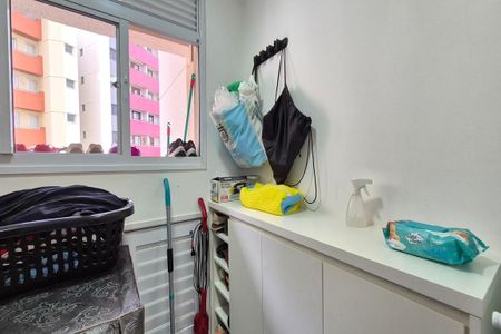 Apartamento à venda com 61m², 2 quartos e 1 vagaÁrea de Serviço