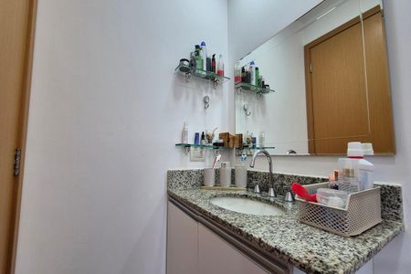 Apartamento à venda com 61m², 2 quartos e 1 vagaBanheiro da Suíte