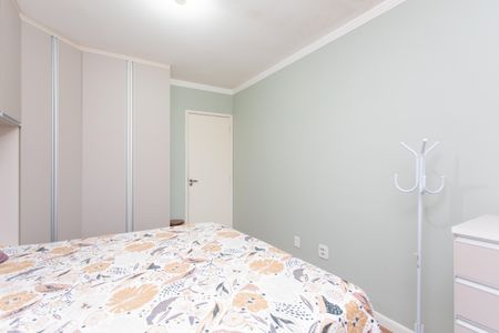 Quarto 1  de casa à venda com 2 quartos, 100m² em Vila Carmosina, São Paulo