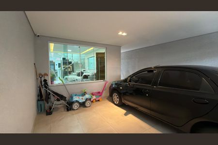 Casa à venda com 204m², 3 quartos e 2 vagasGaragem