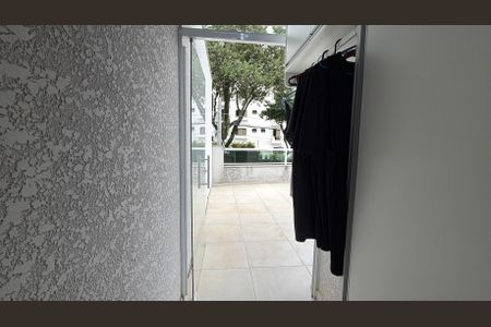 Casa à venda com 204m², 3 quartos e 2 vagasÁrea de Serviço