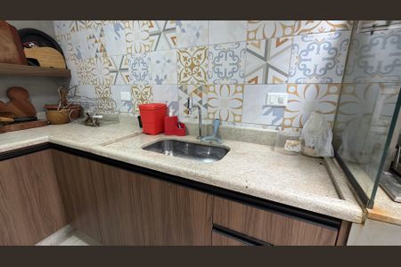 Casa à venda com 204m², 3 quartos e 2 vagasChurrasqueira