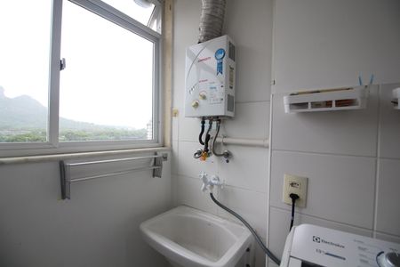 Apartamento à venda com 63m², 3 quartos e 1 vagaÁrea de Serviço
