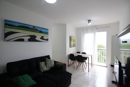 Sala de apartamento para alugar com 3 quartos, 63m² em Jacarepaguá, Rio de Janeiro