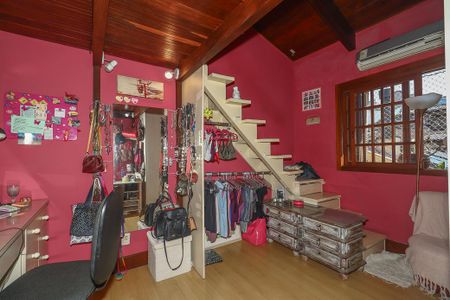 Casa de condomínio à venda com 306m², 5 quartos e 4 vagasQuarto 3 / Mesanino