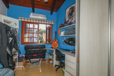 Casa de condomínio à venda com 306m², 5 quartos e 4 vagasQuarto 4