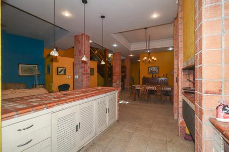 Casa de condomínio à venda com 306m², 5 quartos e 4 vagasEspaço Gourmet