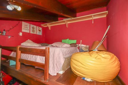 Casa de condomínio à venda com 306m², 5 quartos e 4 vagasQuarto 3 / Mesanino